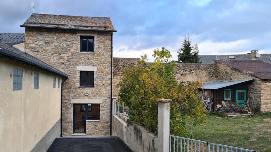 Le Toit Du Cambre D'Aze Apartment Saint-Pierre-dels-Forcats Exterior photo